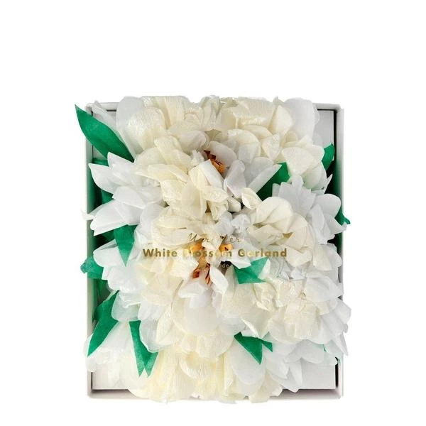 Meri Meri White Blossom Garland 4 Meri Meri White Blossom Garland