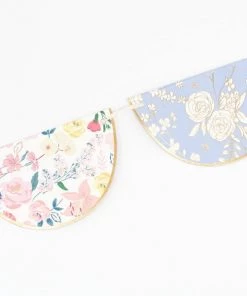 Meri Meri English Garden Scallop Garland