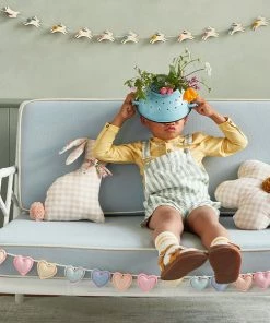 Meri Meri Pom Pom Daisy Cushion