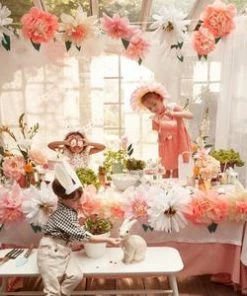 Meri Meri Giant Paper Flower Garland