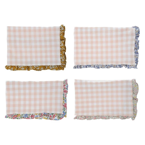 Meri Meri Ruffle Edge Fabric Napkins 3 Meri Meri Ruffle Edge Fabric Napkins