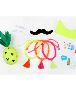 Meri Meri Pack of 3 Pineapple Surprise Balls